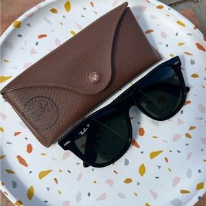 RayBan Wayfarer sunglasses polarized